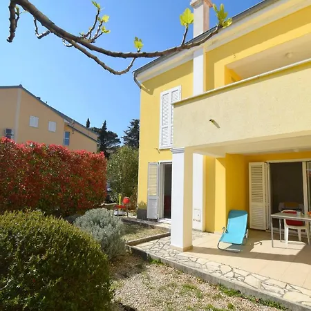 Apartman By The Sea Cizici, Krk - 15494 *